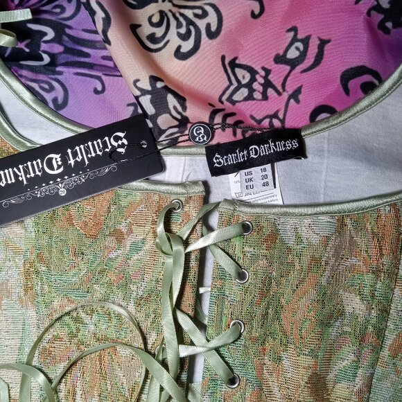 Scarlet Darkness Green Floral Corset - Picture 9 of 9